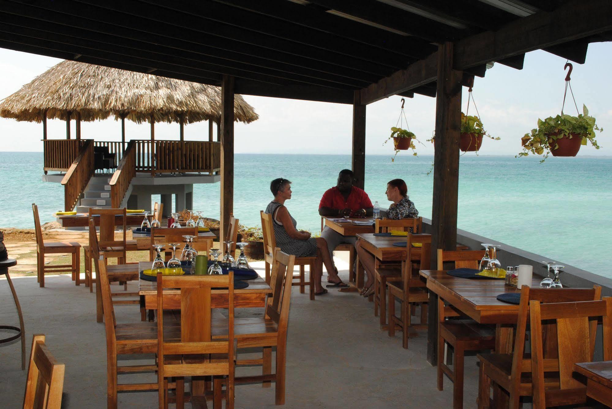Luna Sea Inn Bluefields Dış mekan fotoğraf