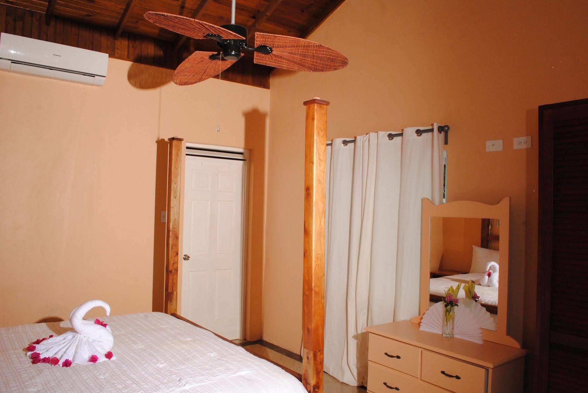 Luna Sea Inn Bluefields Dış mekan fotoğraf