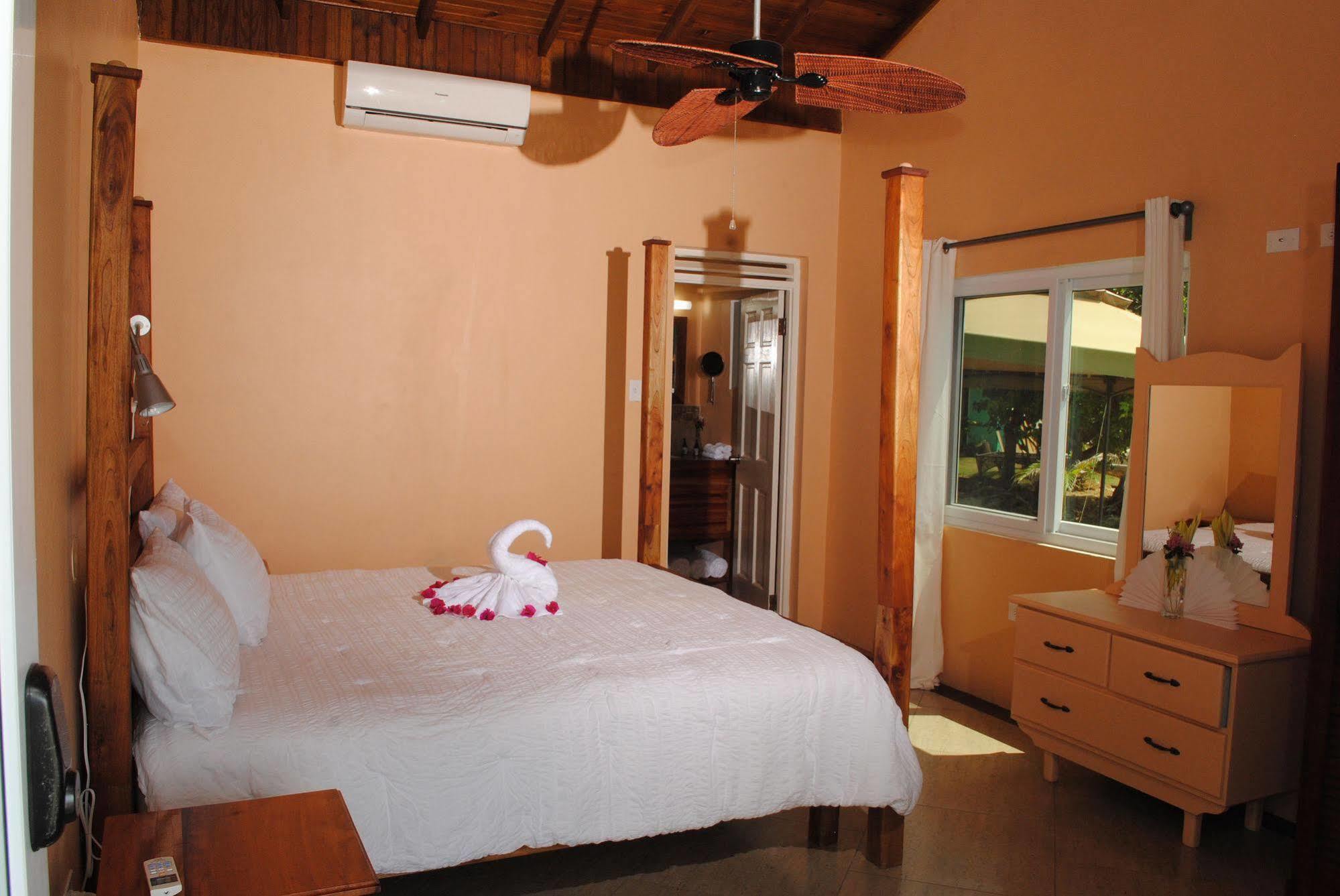 Luna Sea Inn Bluefields Dış mekan fotoğraf